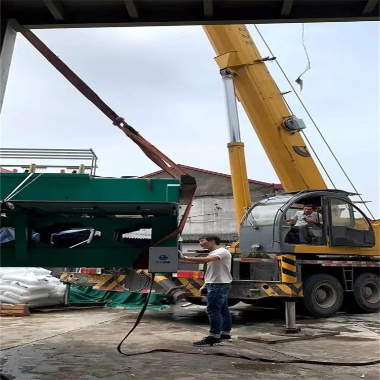 新洲大吨位吊车租赁应急保障方案|化解突发吊装需求难题