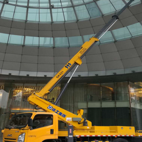 新洲附近高空作业车租赁｜安全设备租赁｜高空安装|工程定制化方案｜亿立达设备租赁